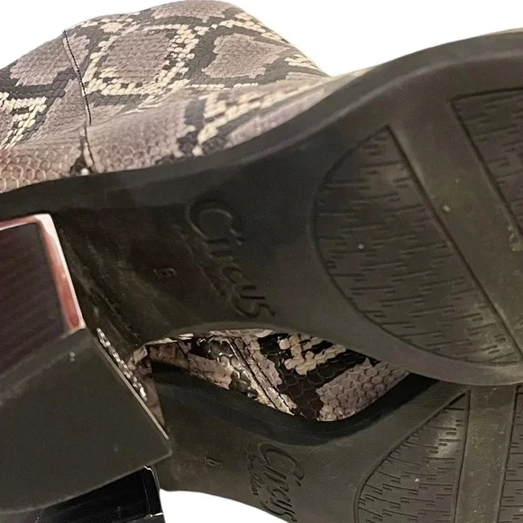 Women’s CIRCUS By SAM EDELMAN Snakeskin Heeled Boots Booties - Picture 6 of 8